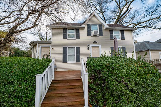 $499,000 | 50 Burch Avenue | Amityville