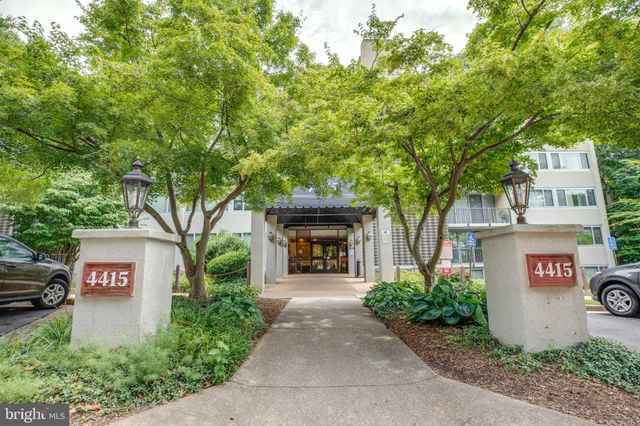 $2,000 | 4415 Briarwood Court North, Unit 53 | Heritage Woods North