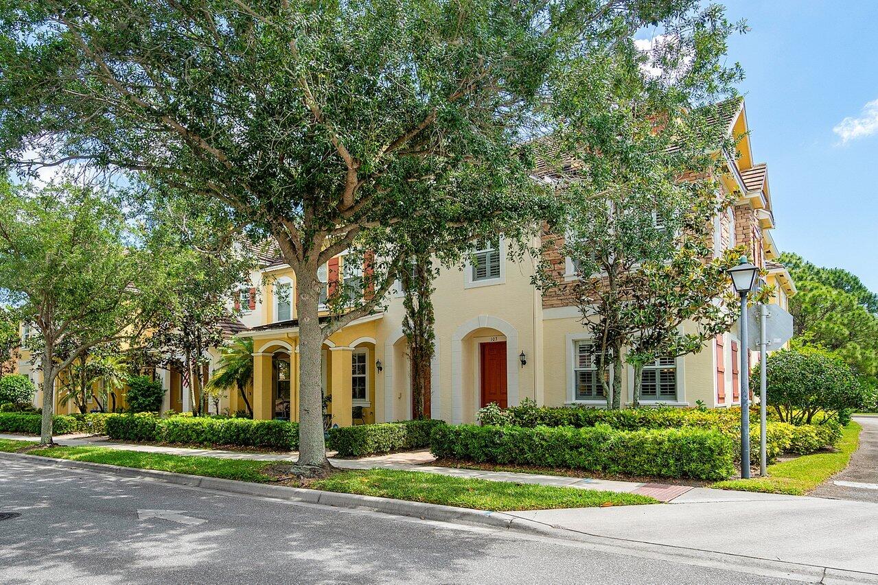 003-103EnnisLane-Jupiter-FL-33458-SMALL