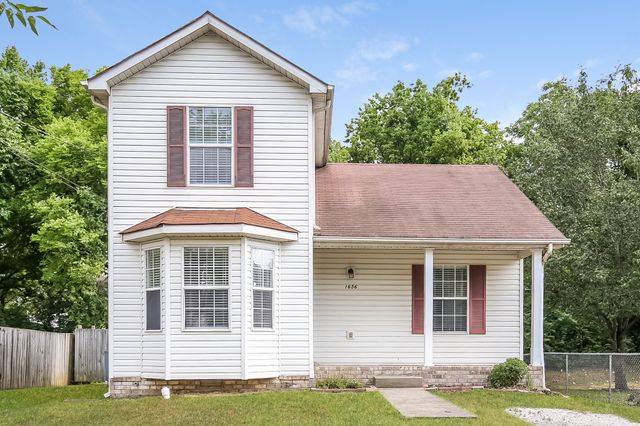 $2,095 | 1656 Liberty Hill Drive | Heritage Square