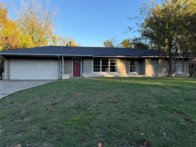 $319,900 | 2114 Robinwood Lane | Denton