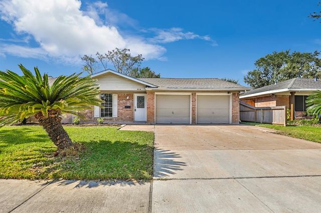 $314,999 | 4214 Kelvin | Deer Park