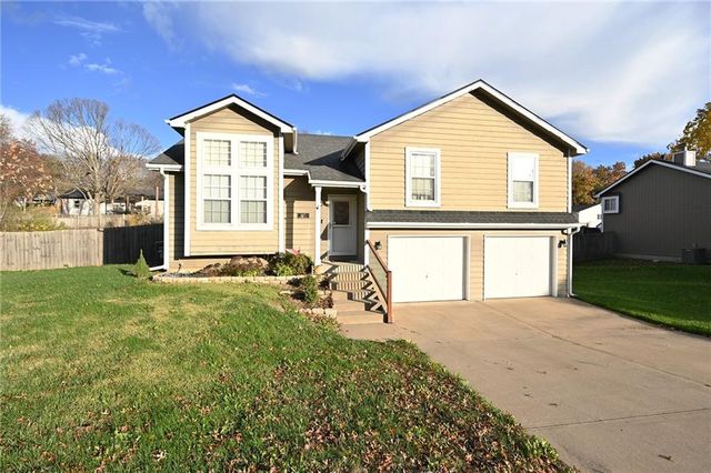 $354,000 | 1705 Todd Street | Platte City