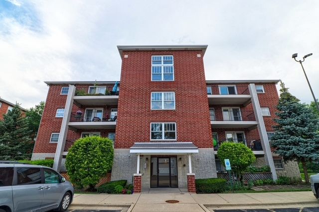 $2,200 | 237 North Mill Road, Unit 16 | Addison