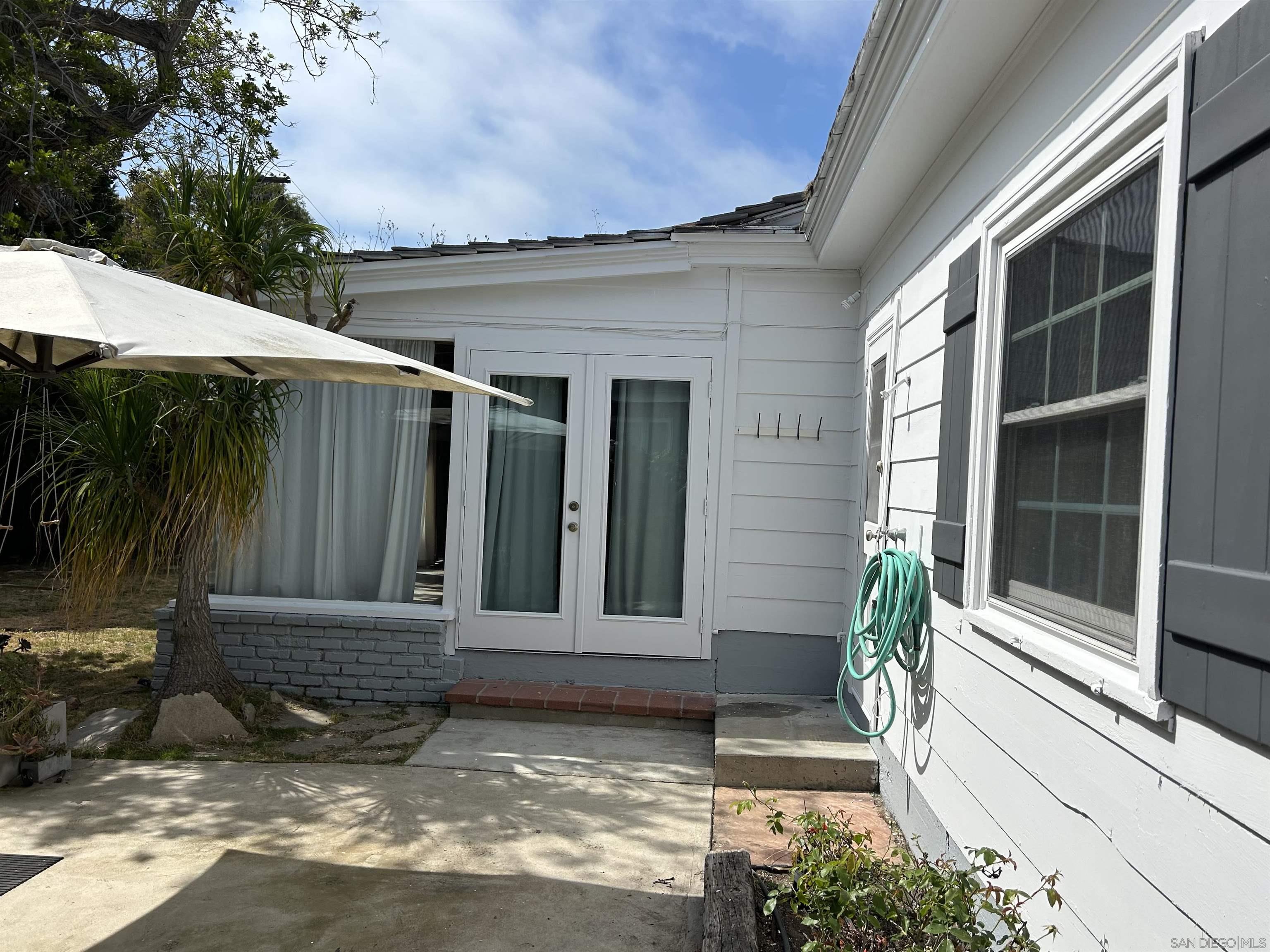 6128 Beaumont Avenue La Jolla CA 92037 Compass