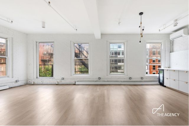 $7,800 | 27 Broadway, Unit 2S | Williamsburg