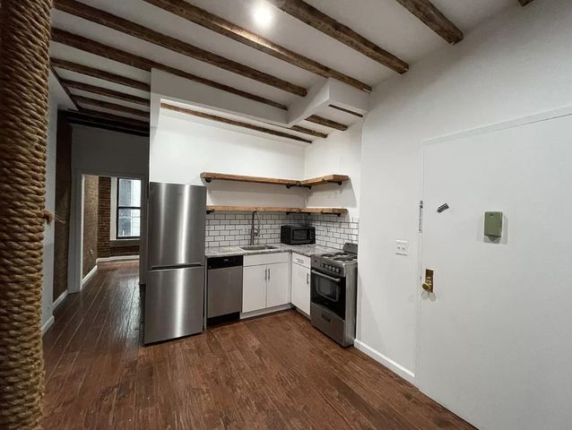 $3,150 | 223 Madison Street, Unit 7 | Lower East Side