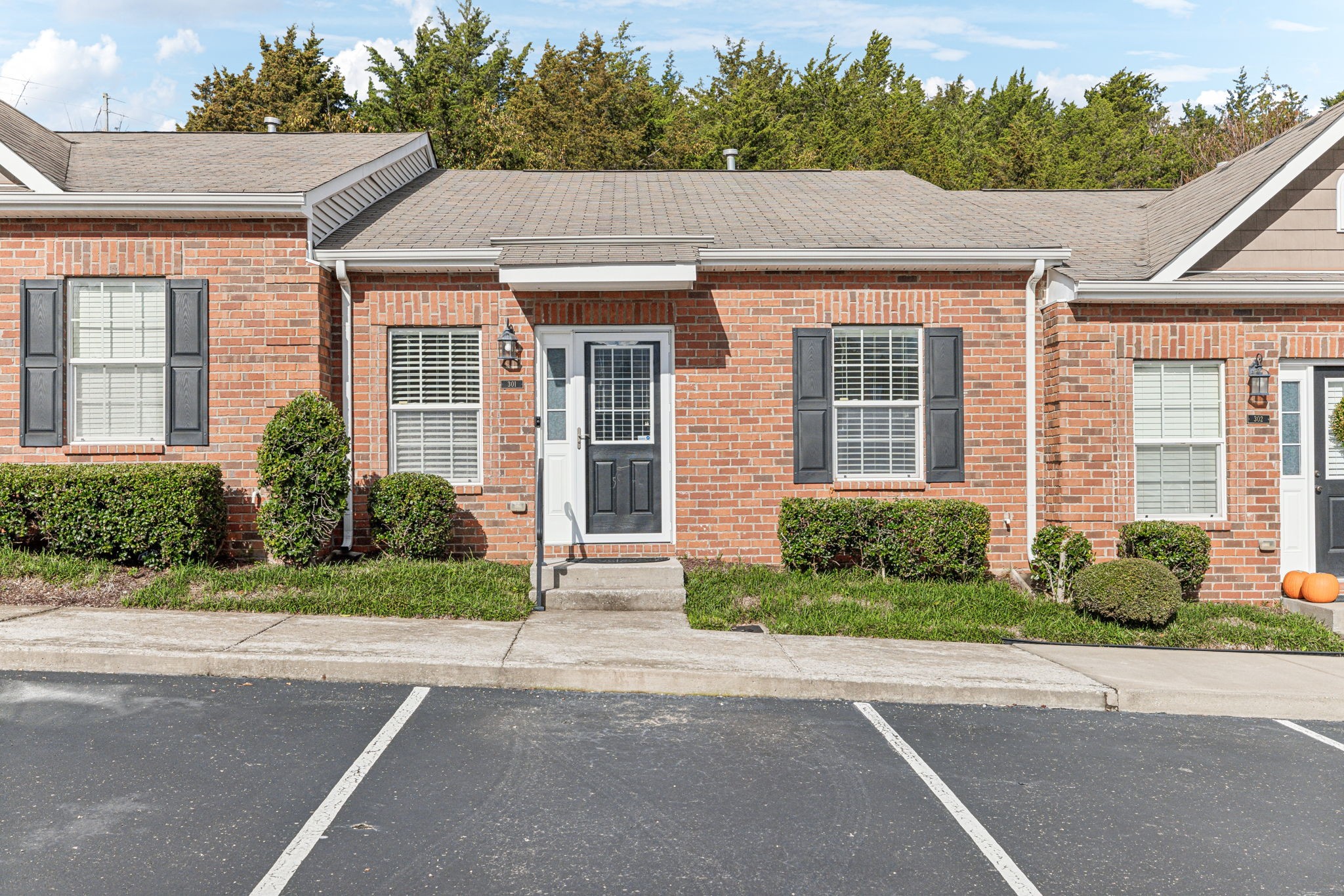 front view of house with a yard