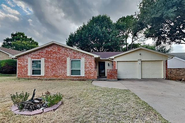 $300,000 | 4000 Lynbrook Lane | Southwest Central Arlington