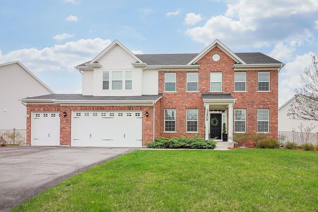 $575,000 | 12909 Timber Wood Circle | Plainfield