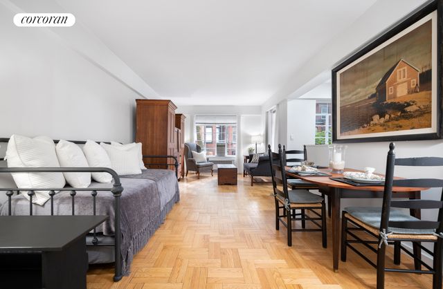 $560,000 | 57 Montague Street, Unit 3H | Brooklyn Heights