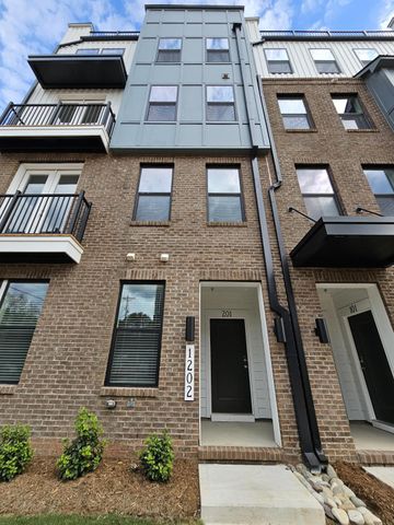 $3,300 | 1202 Coach Station Alley, Unit 201 | South Park