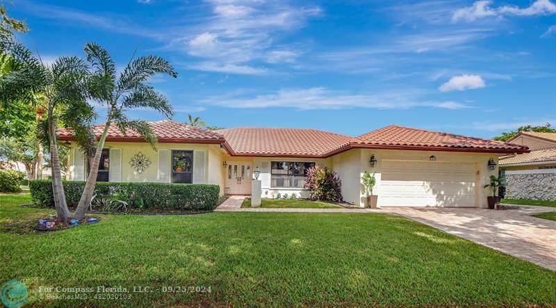 Extra spacious 4 bedroom, 2.5 baths pool home with low HOA!