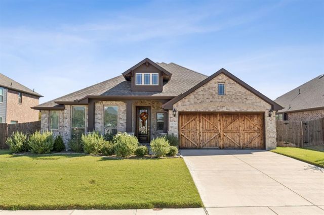 $410,000 | 1124 Apple Grove Lane | Waxahachie