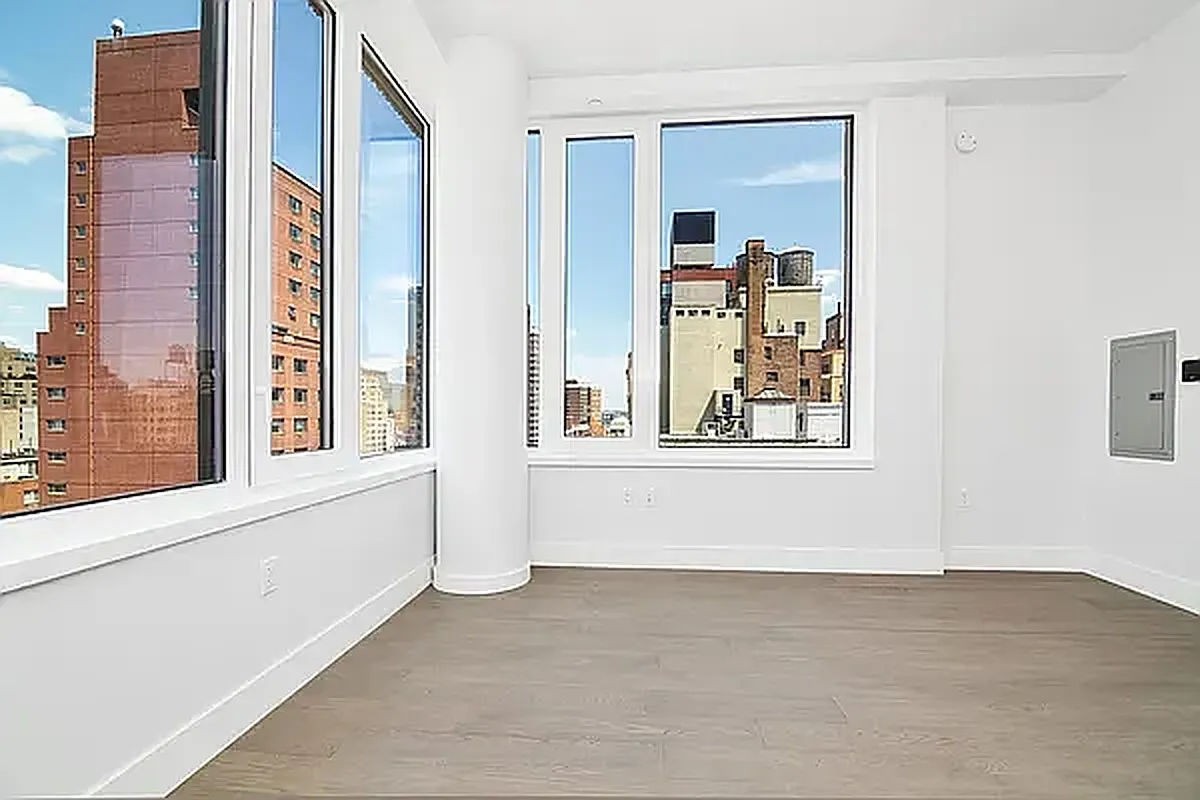 a view of an entryway with furniture