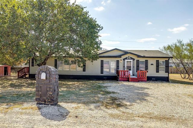 $1,400 | 4007 Rhode Island Trail | Lake Granbury Harbor