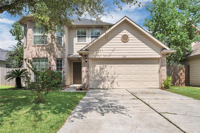 $270,000 | 2303 Shady Pine Drive | Conroe