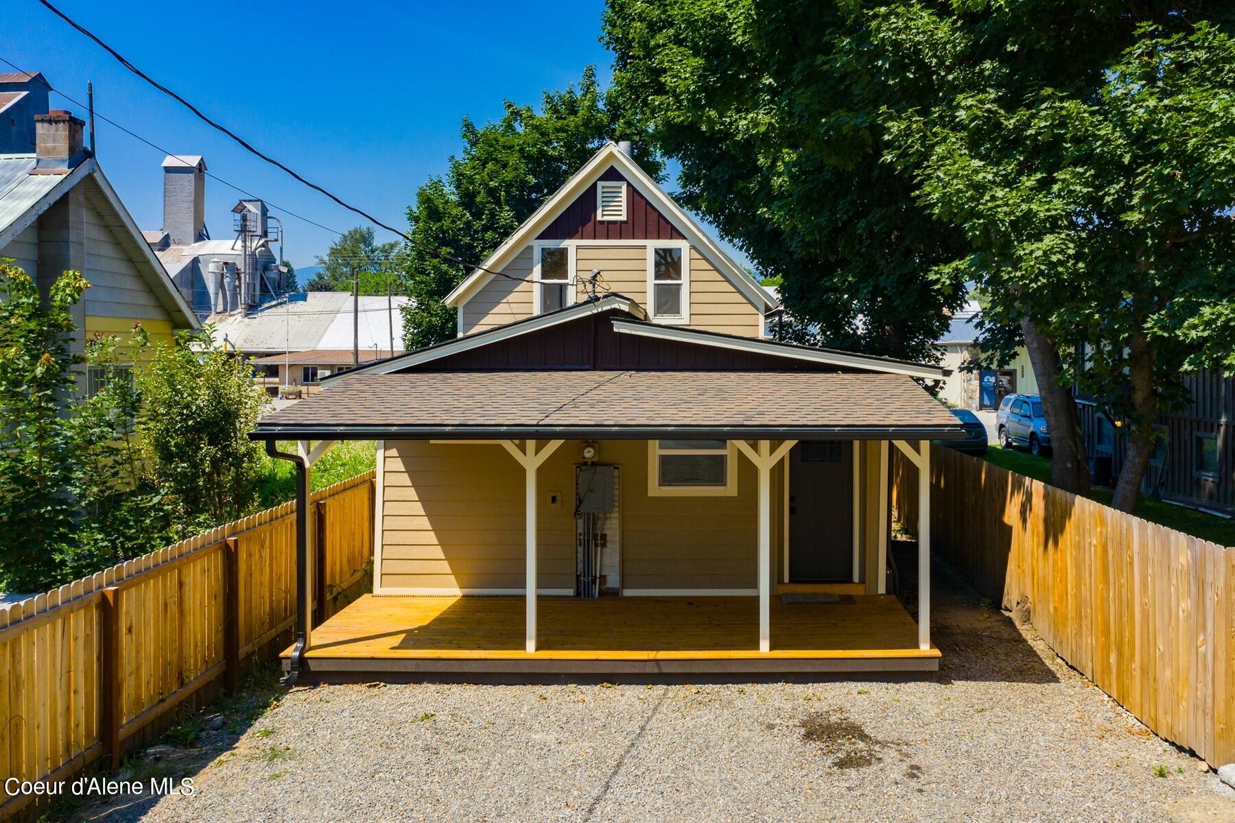 Bonners Ferry Town home