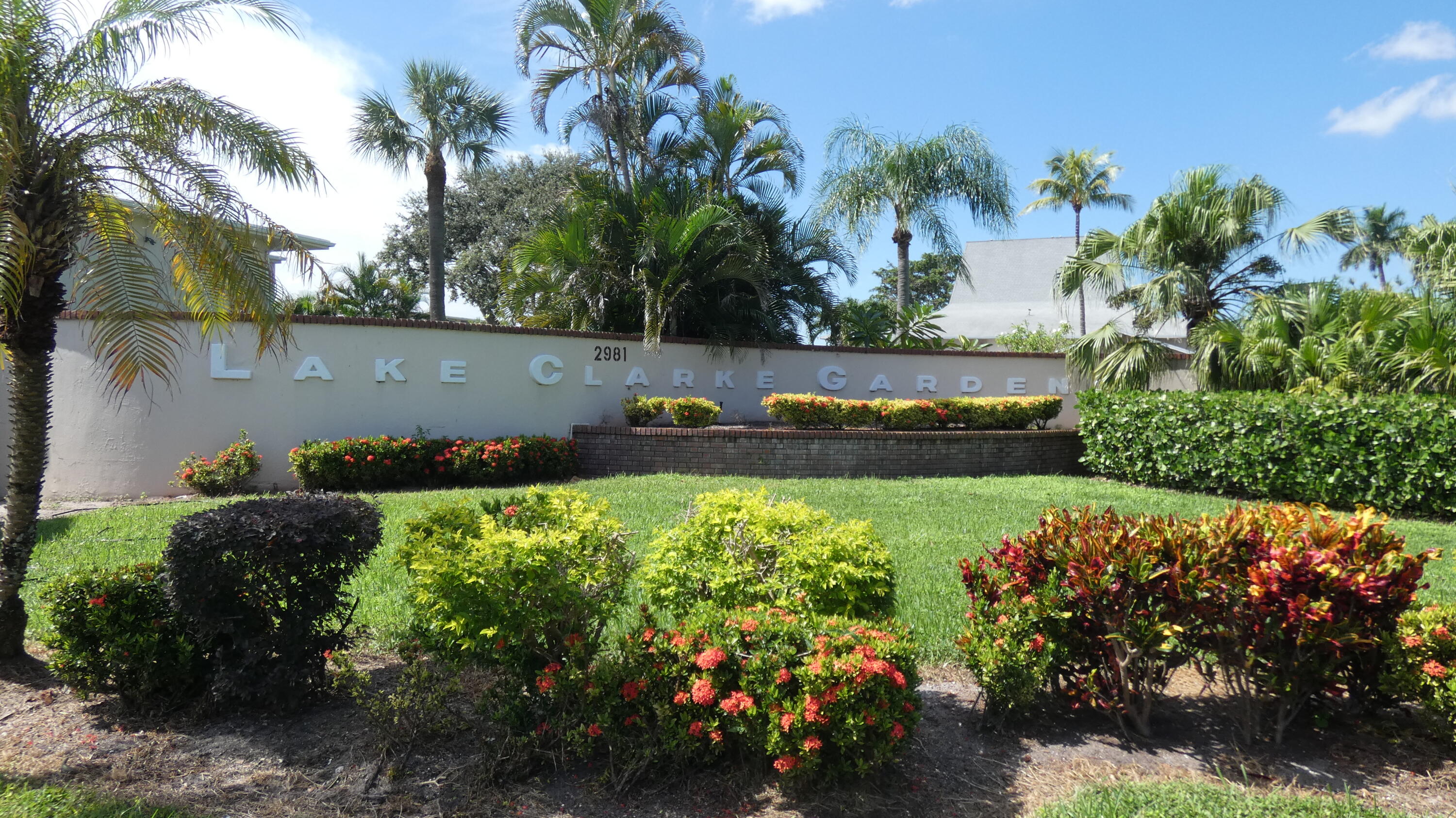 an outdoor view with sitting space