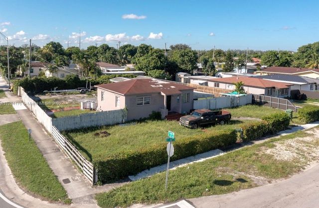 $999,999 | 782 East 37th Street | Hialeah Acres