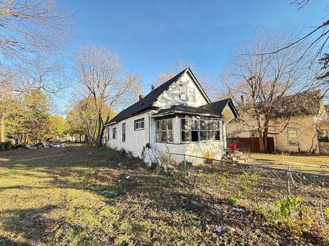 $120,000 | 3322 North Lyndale Avenue | McKinley