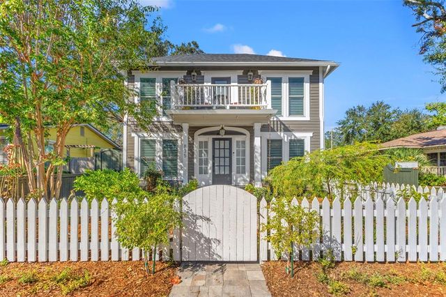 $1,785,000 | 835 22nd Avenue North | Crescent Heights