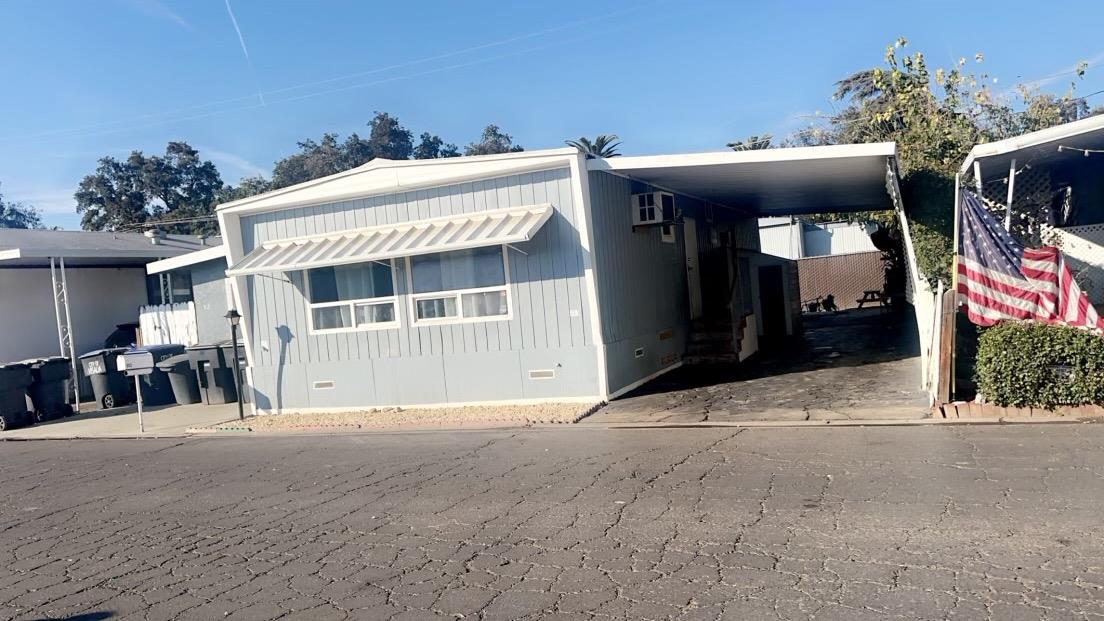 a view of a house with a garage