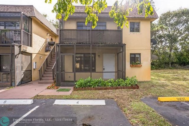 $276,000 | 1325 South Flagler Avenue, Unit 104 | Lyons Park