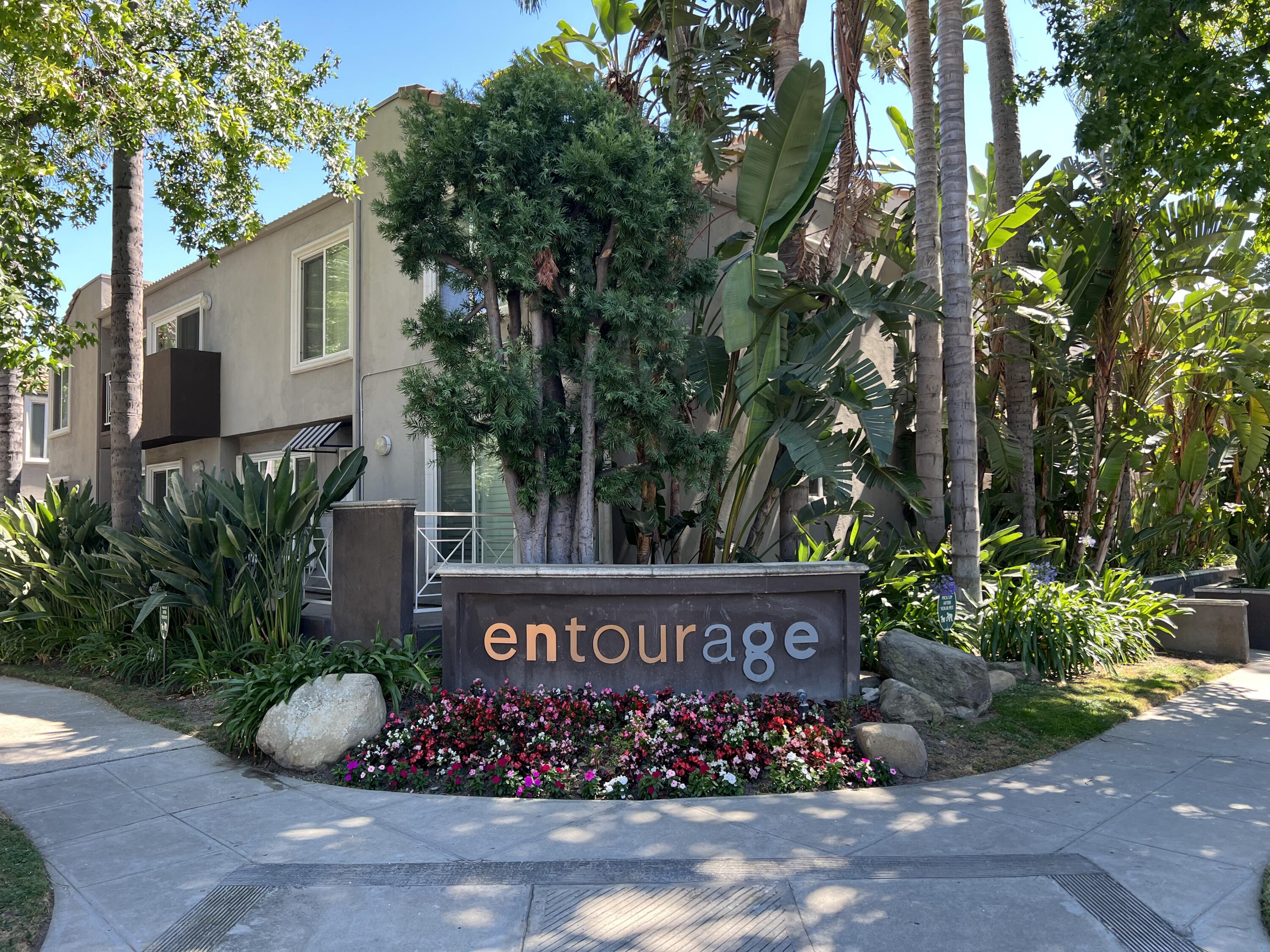 355 Maple Street North, Unit 104, Burbank, CA 91505 | Compass