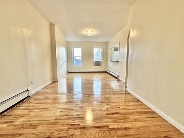 $3,100 | 340 Ovington Avenue, Unit 2 | Bay Ridge