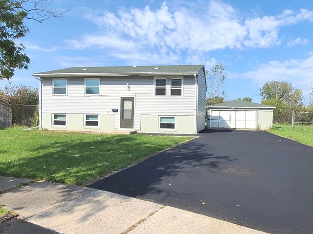 $189,000 | 1899 Boston Street North | Chicago Heights