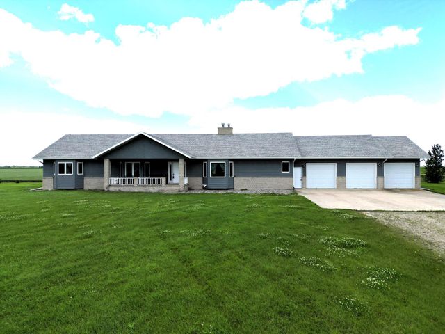 $500,000 | 9891 110th Avenue North | Morken Township - Clay County