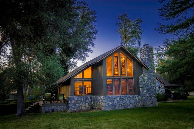 $2,150,000 | 28831 Spruce Road | Pine Valley