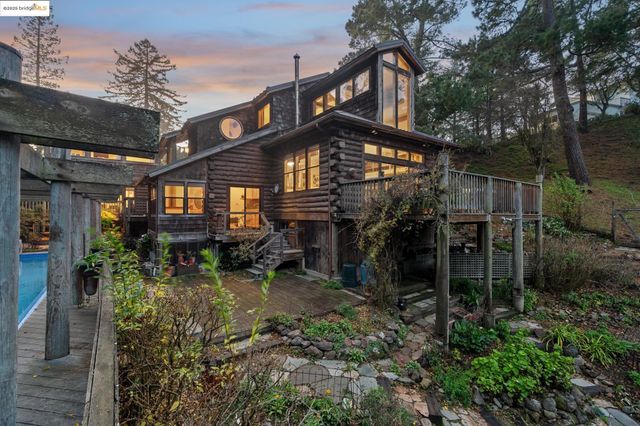 $2,499,000 | 5950 Grizzly Peak Boulevard | Oakland