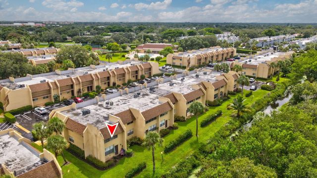 $2,150 | 2825 Southwest 22nd Avenue, Unit 2010 | Sabal Pine East Condominiums