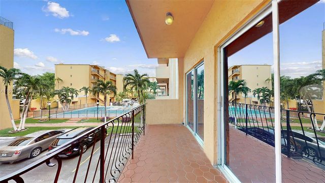 $279,000 | 1900 West 54th Street, Unit 114 | Hialeah