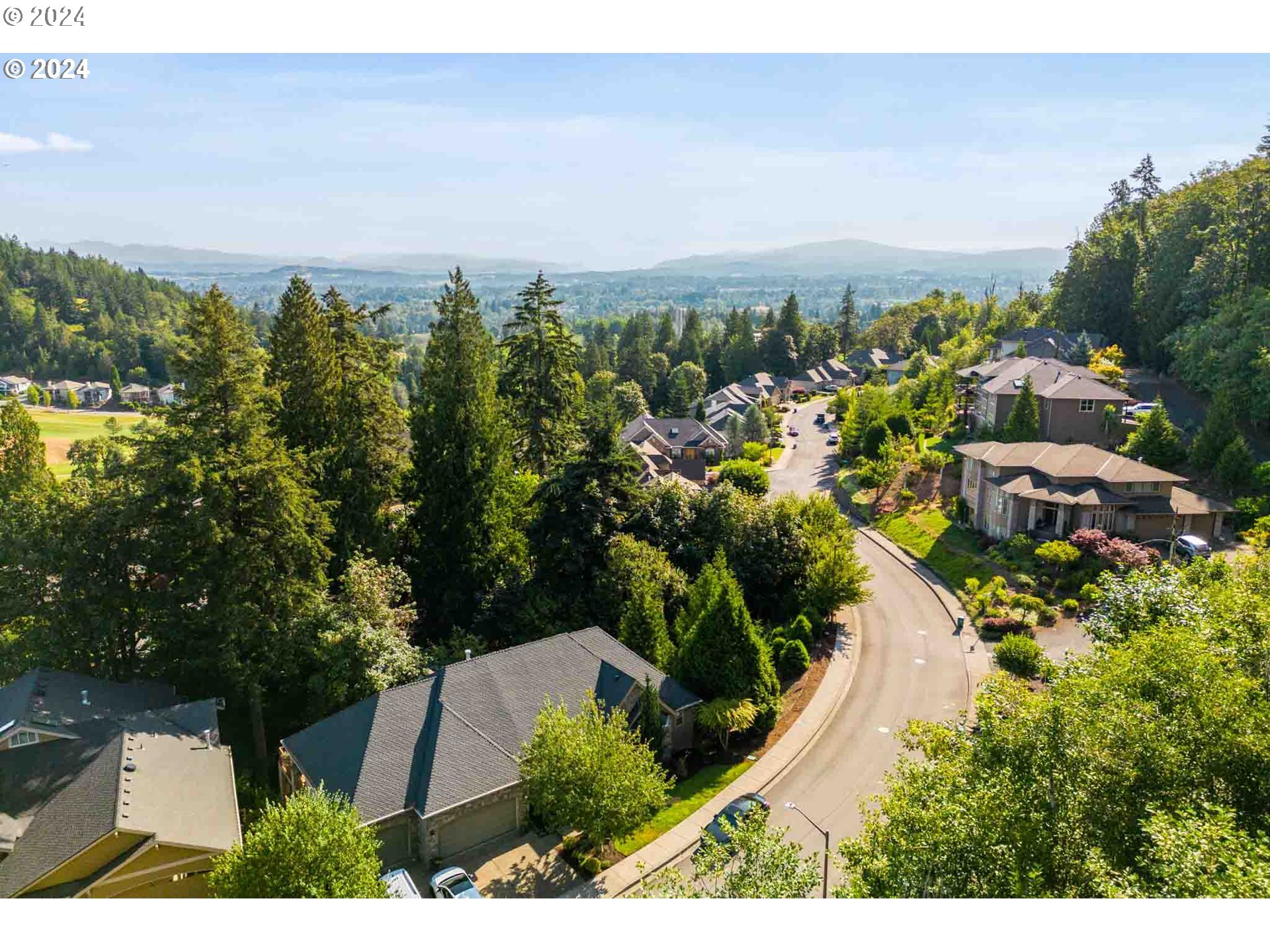 an aerial view of multiple house