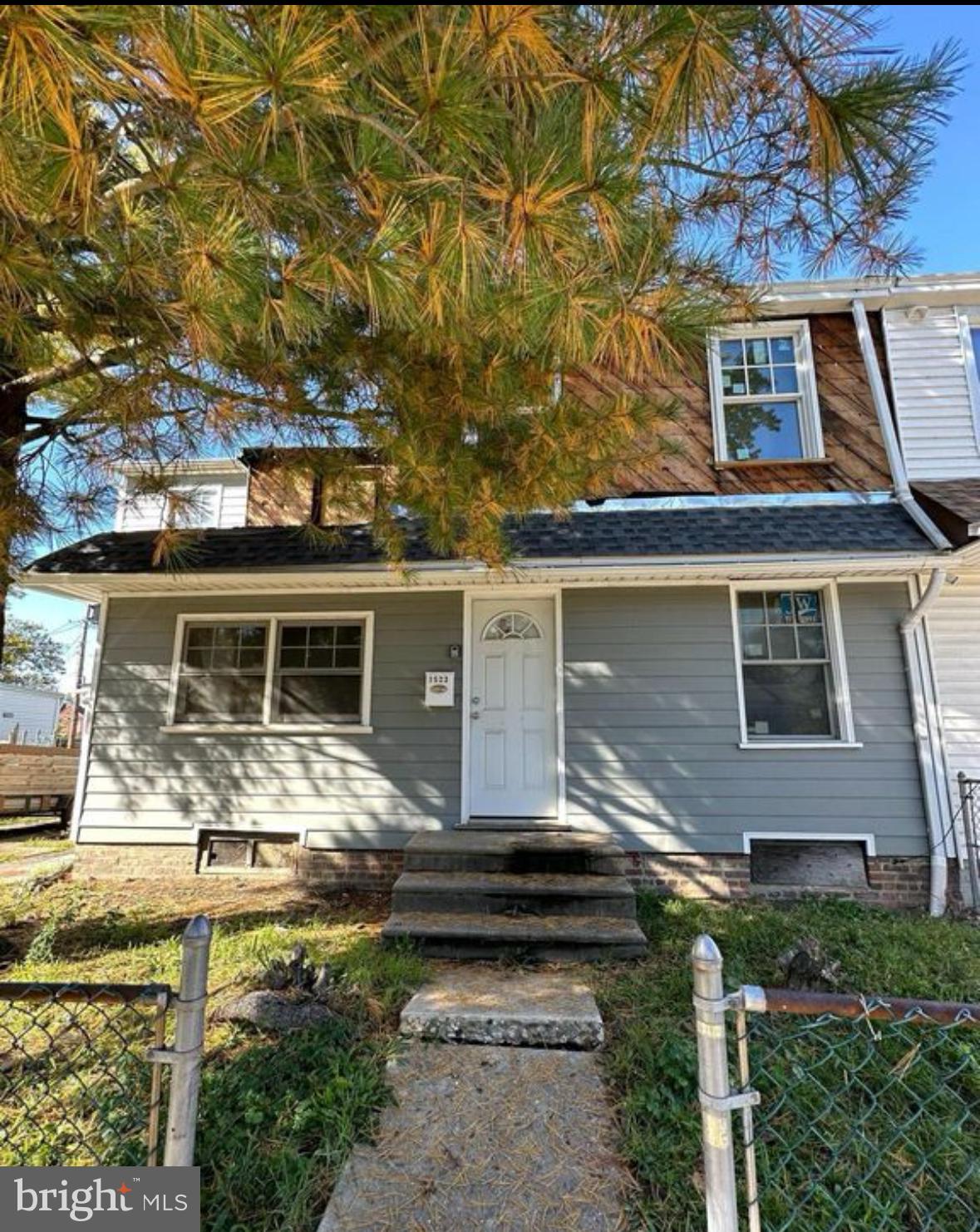 front view of house with a yard