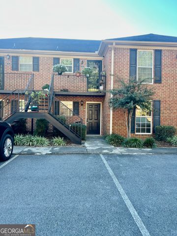 $1,400 | 1688 Prince Avenue, Unit 604 | Oglethorpe