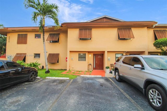 $320,000 | 6858 Northwest 173rd Drive, Unit 302 | Country Club of Miami