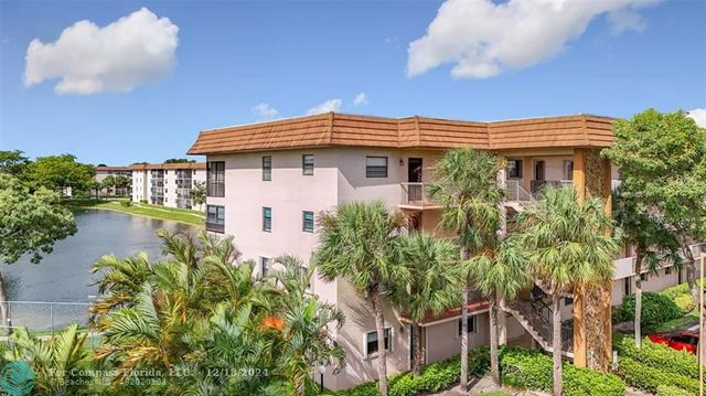 $210,000 | 4930 East Sabal Palm Boulevard, Unit 301 | Tamarac