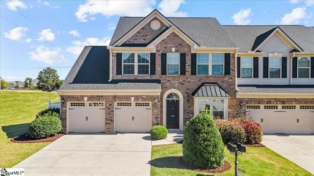 $389,000 | 214 Alderside Place | Greer