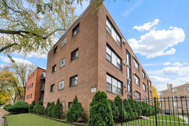 $135,000 | 2901 West Summerdale Avenue, Unit GA | Budlong Woods