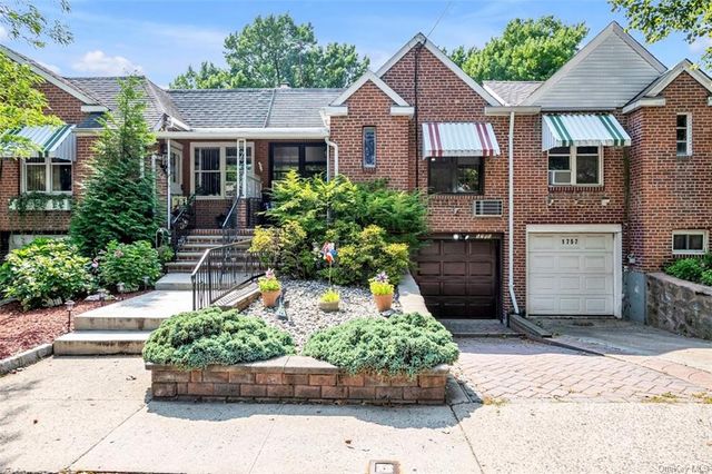 $655,000 | 1755 Seminole Avenue | Morris Park