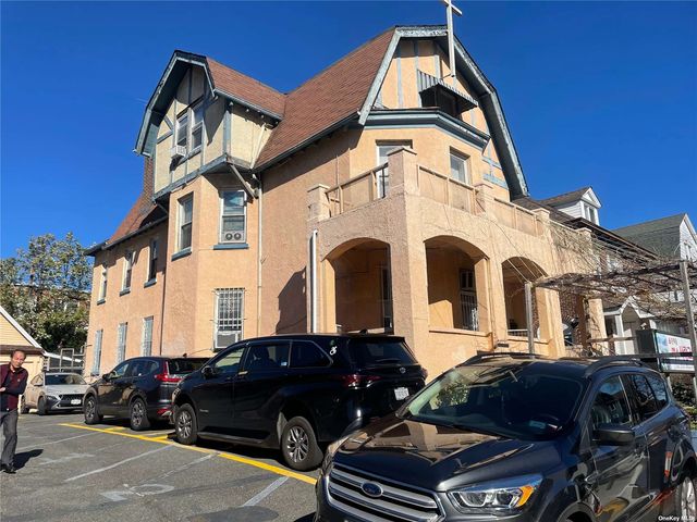 $3,100,000 | 41-24 76th Street | Elmhurst