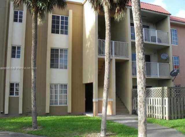 $262,000 | 5201 Geneva Court, Unit 301 | Doral