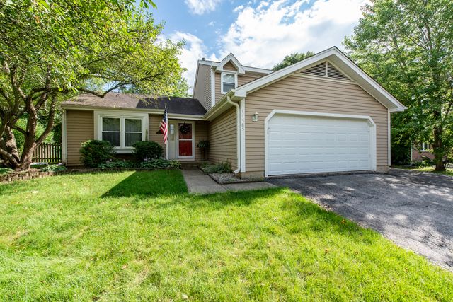 $355,000 | 17365 West Woodland Drive | Woodland Meadows