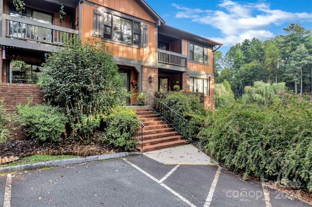 $238,500 | 1759 Haywood Manor Road, Unit A | Hendersonville