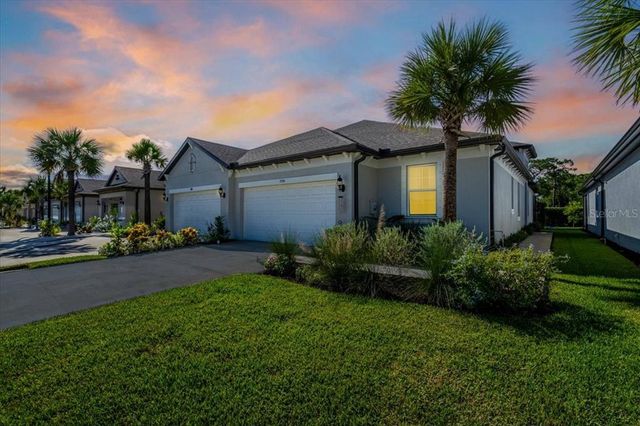 $425,000 | 5934 Fiore Drive | Bradenton