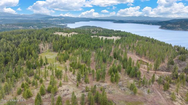 $5,200,000 | 14121 Highway 97